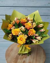Букет цветов из:  Альстромерии и Розы в Кинели Самарская область