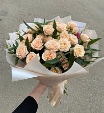 Букет Кремовые розы Латте в Кинели Самарская область
