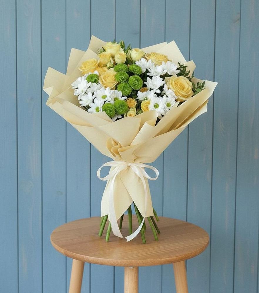 Букет цветов из: Хризантемы и Розы в Кинели Самарская область