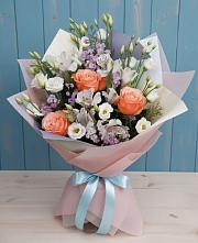 Букет цветов из:  Лизиантусы, Розы, Альстромерии и Гипсофила в Кинели Самарская область