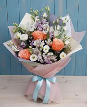 Букет цветов из:  Лизиантусы, Розы, Альстромерии и Гипсофила в Кинели Самарская область