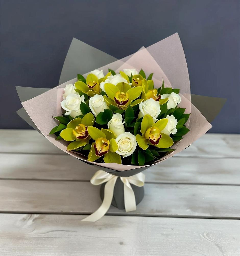 Букет цветов из: Орхидеи и Розы в Кинели Самарская область