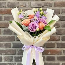 Букет цветов из:  Лизиантусы и Розы #REPLACE_PRED# Кинели Самарская область