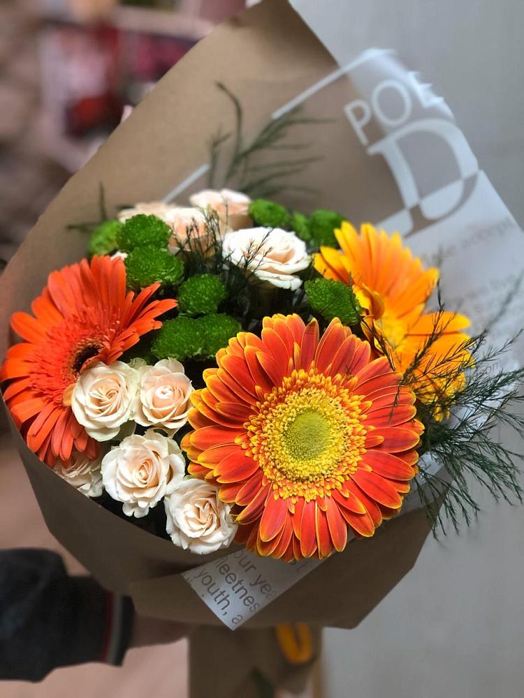 Букет цветов из: Герберы, Хризантемы и Розы в Кинели Самарская область